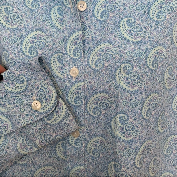 L.l.bean BUTTON UP BLOUSE IN BLUE PAISLY PRINT SIZE MEDIUM - Picture 10 of 11
